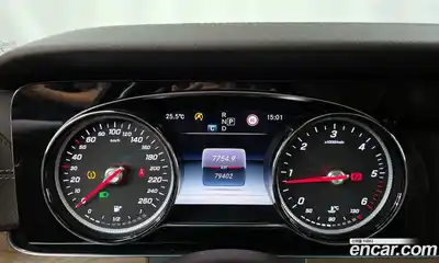 Mercedes-Benz E-Class 2017 1.9 автомат (гидро), миниатюра 8