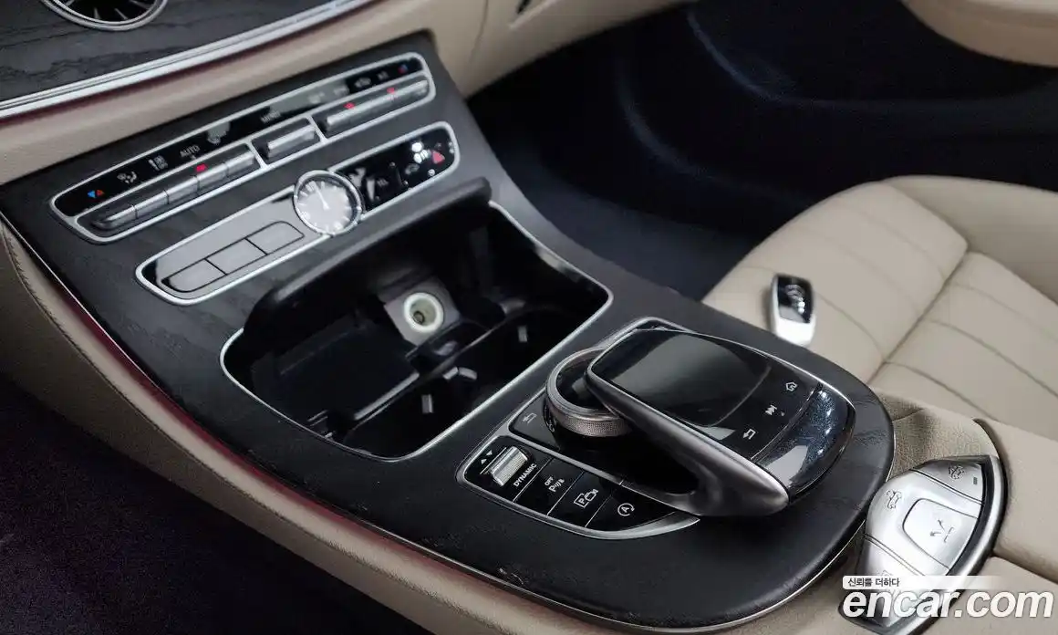 Mercedes-Benz E-Class 2018 1.9 автомат (гидро), фото 23