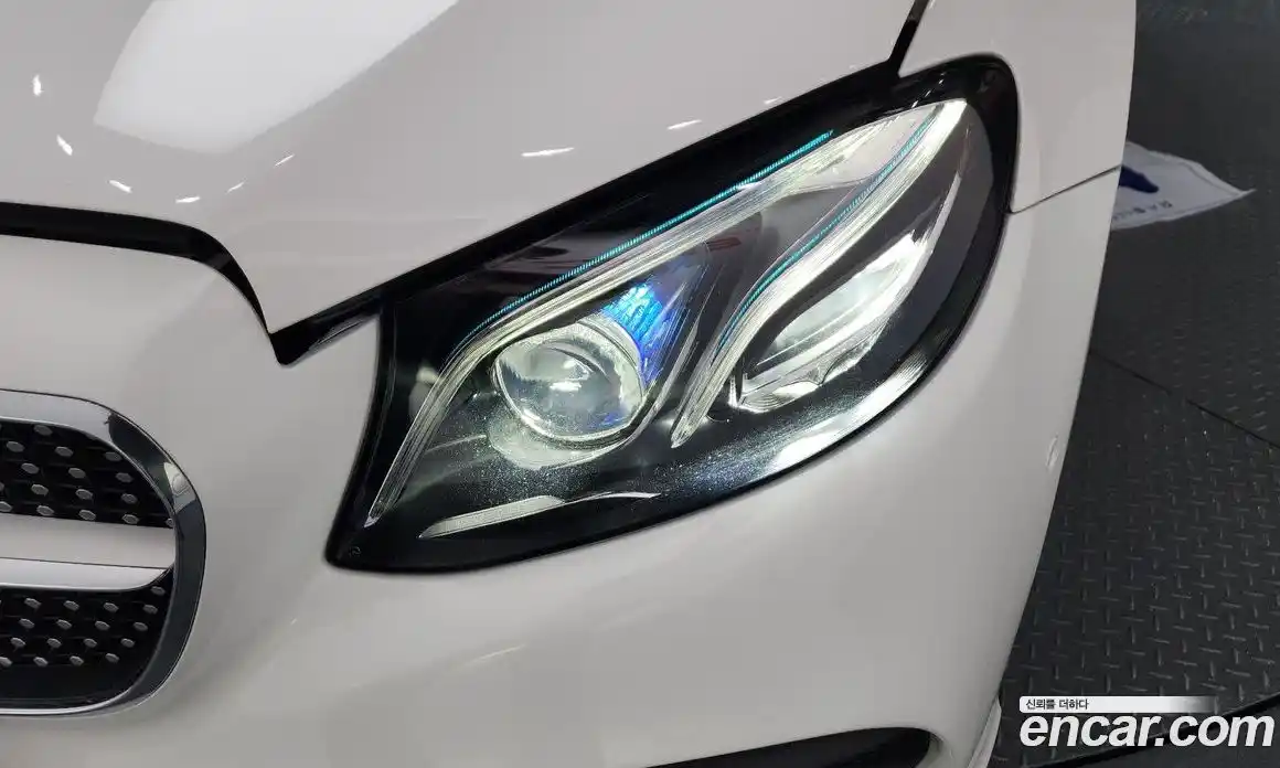 Mercedes-Benz E-Class 2018 1.9 автомат (гидро), фото 8