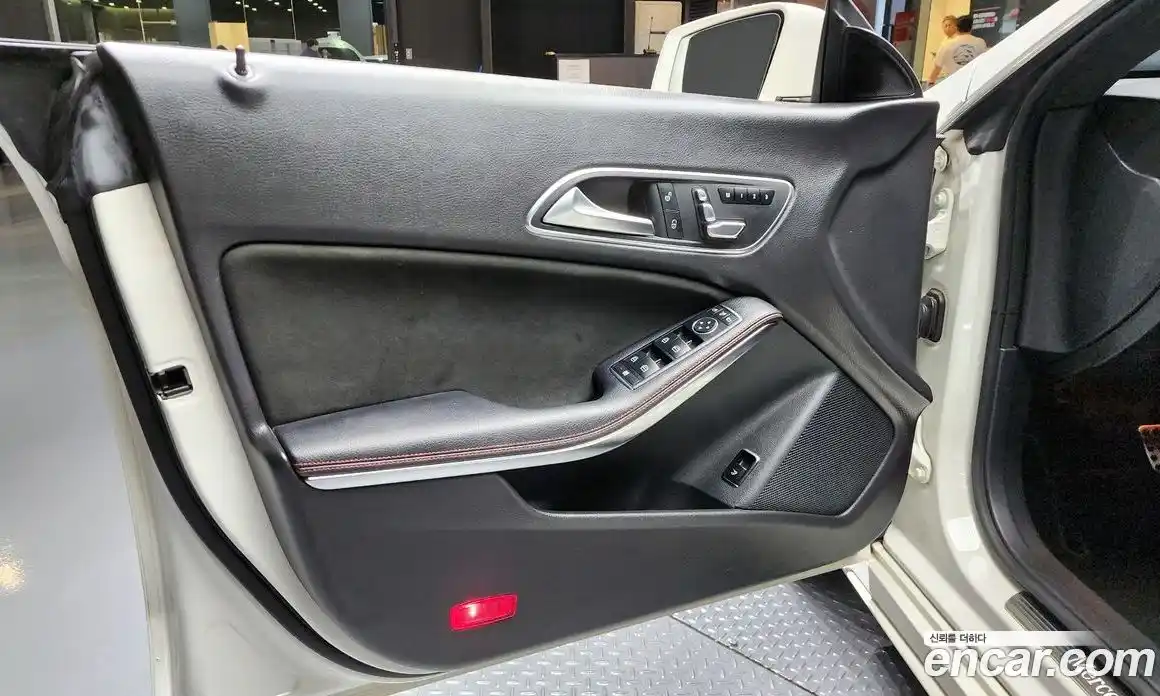 Mercedes-Benz CLA-Class 2018 2.0 гидро, фото 14