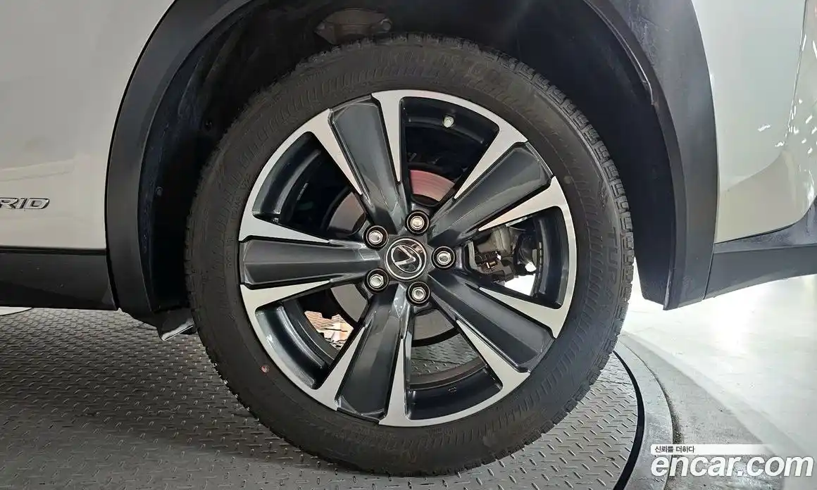 Lexus UX 2019 2.0 гидро, фото 7