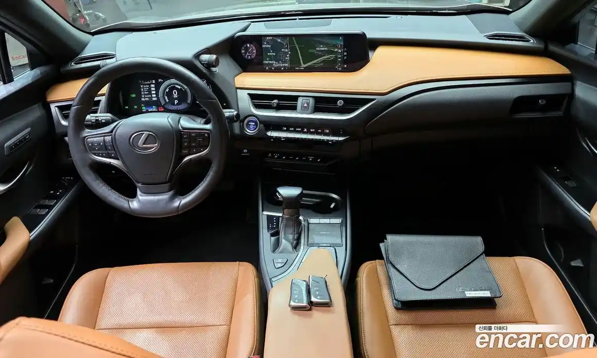 Lexus UX 2019 2.0 гидро, фото 10