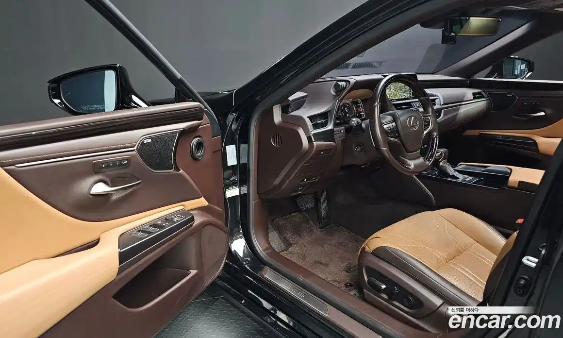 Lexus ES 2020 2.5 гидро, фото 17