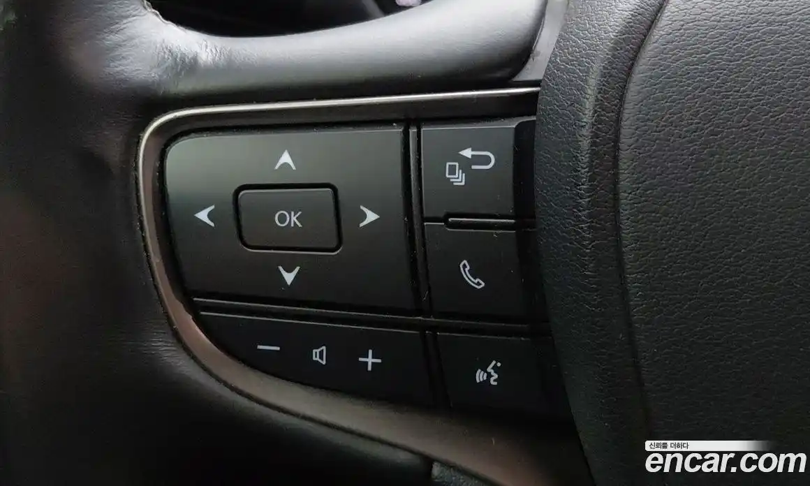 Lexus UX 2019 2.0 гидро, фото 18