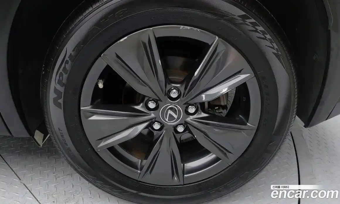 Lexus UX 2019 2.0 гидро, фото 6