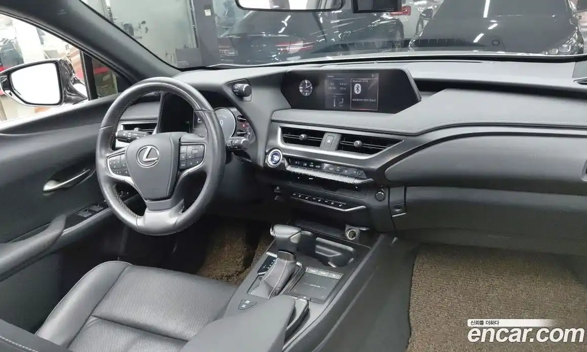 Lexus UX 2019 2.0 гидро, фото 10