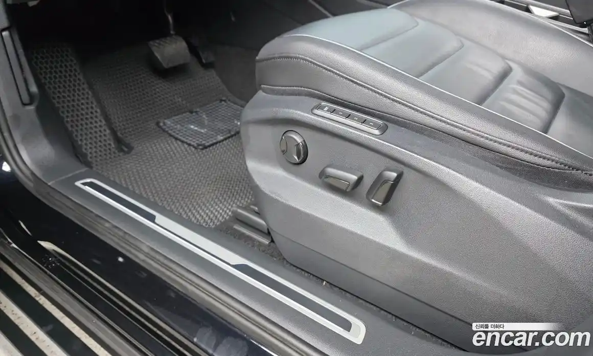 Volkswagen Tiguan 2023 2.0 автомат (гидро), фото 22