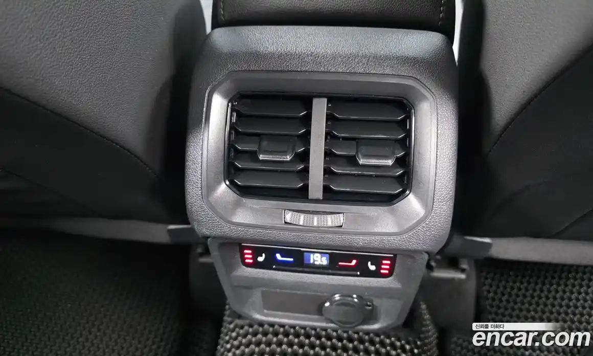 Volkswagen Tiguan 2023 2.0 автомат (гидро), фото 29