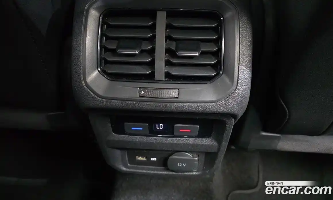 Volkswagen Tiguan 2018 2.0 автомат (гидро), фото 32