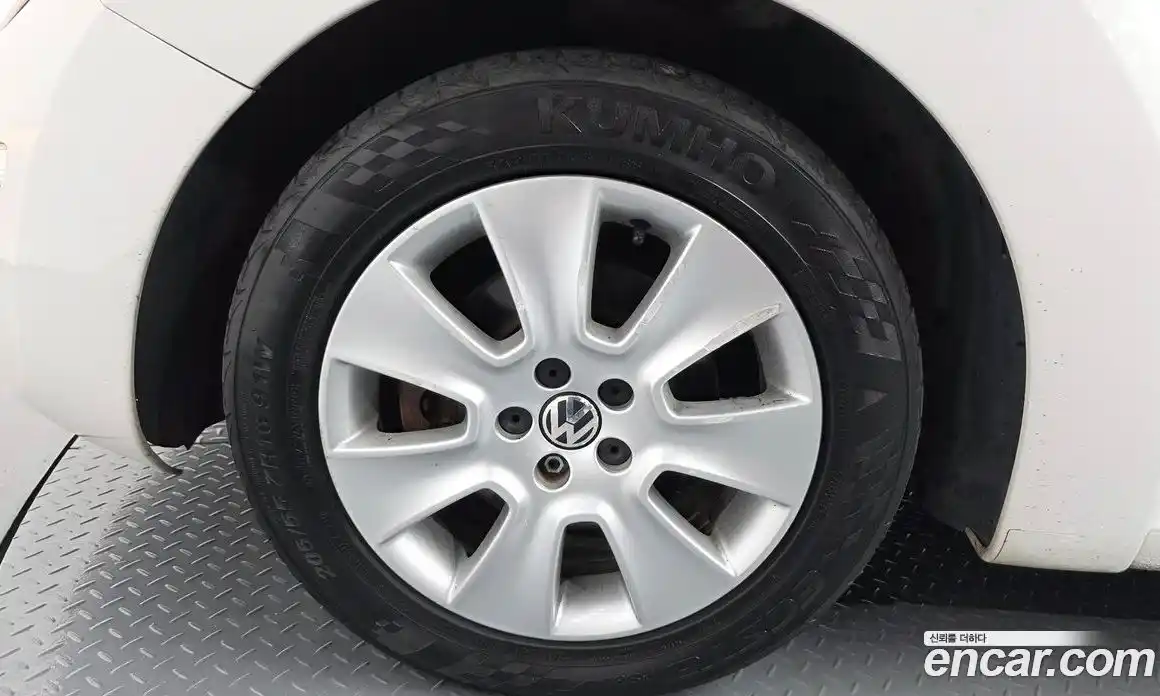 Volkswagen Beatle 2010 2.0 автомат (гидро), фото 5
