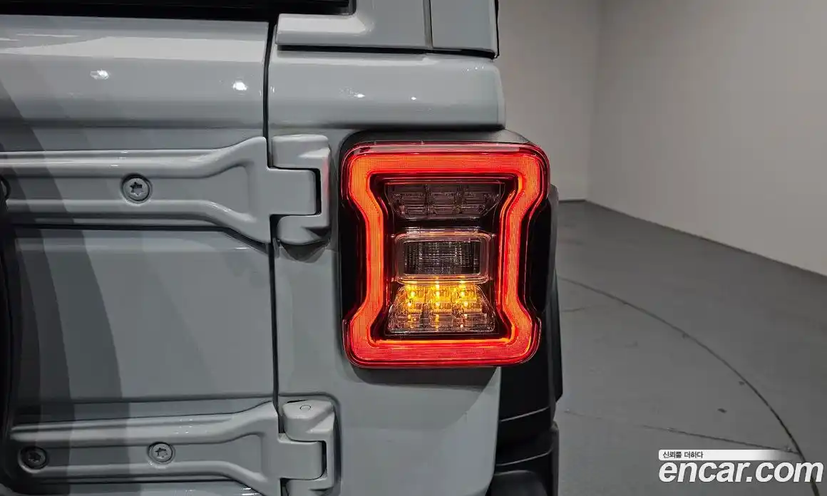 Jeep Wrangler 2019 2.0 автомат (гидро), фото 8
