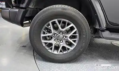 Jeep Wrangler 2021 2.0 автомат (гидро), миниатюра 4