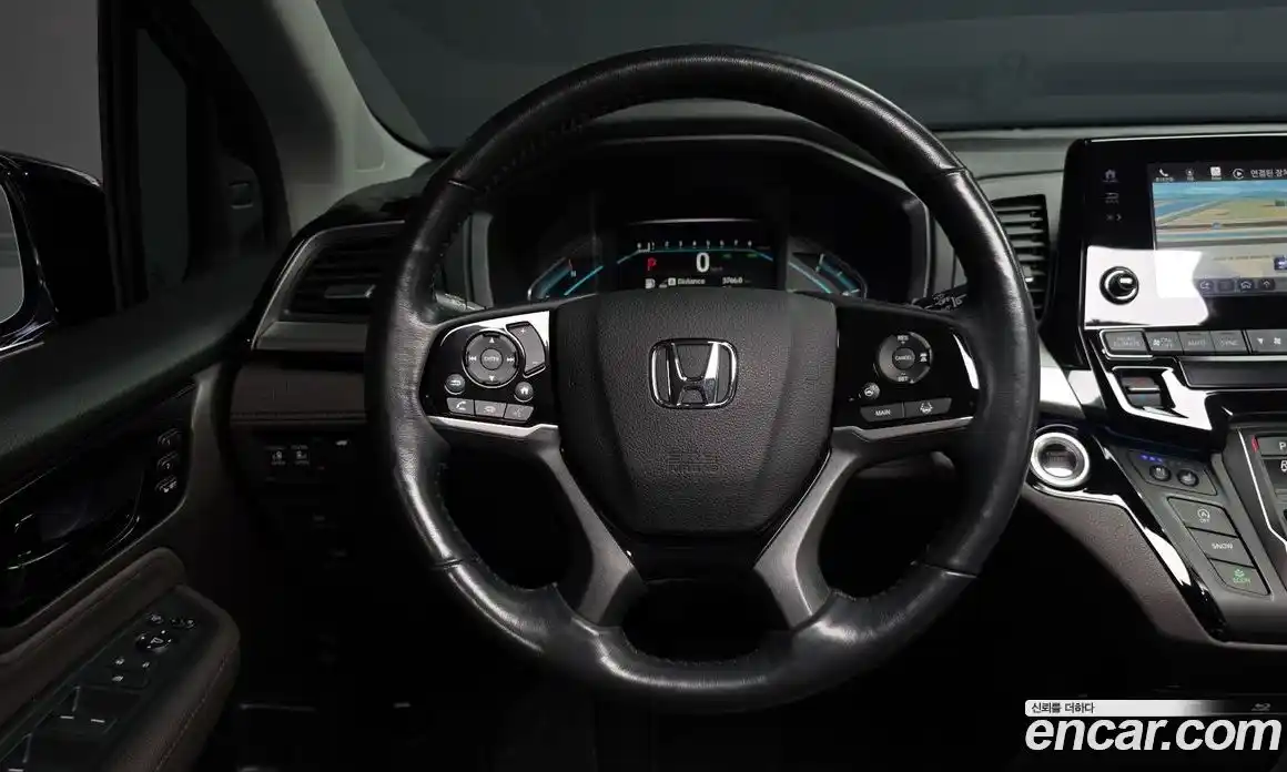 Honda Odyssey 2018 3.5 автомат (гидро), фото 13