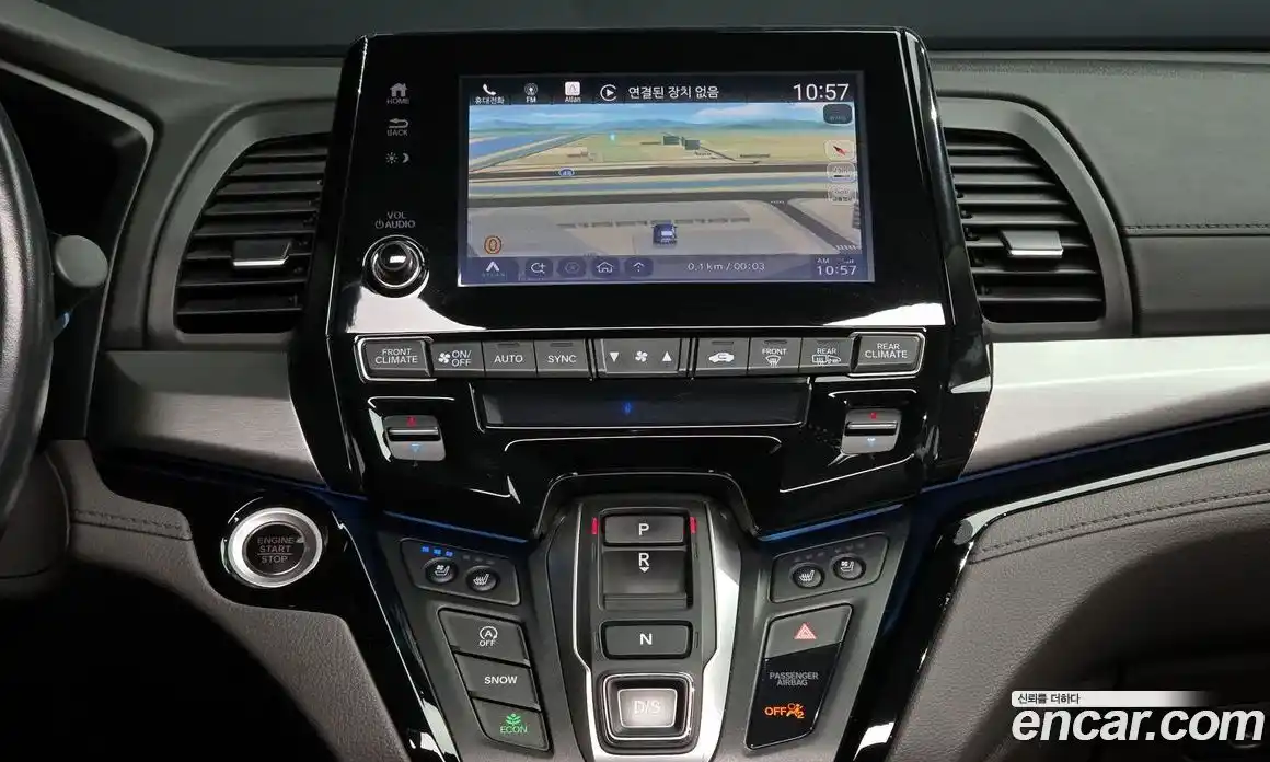 Honda Odyssey 2018 3.5 автомат (гидро), фото 14