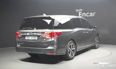 Honda Odyssey 2018 3.5 автомат (гидро), миниатюра 2