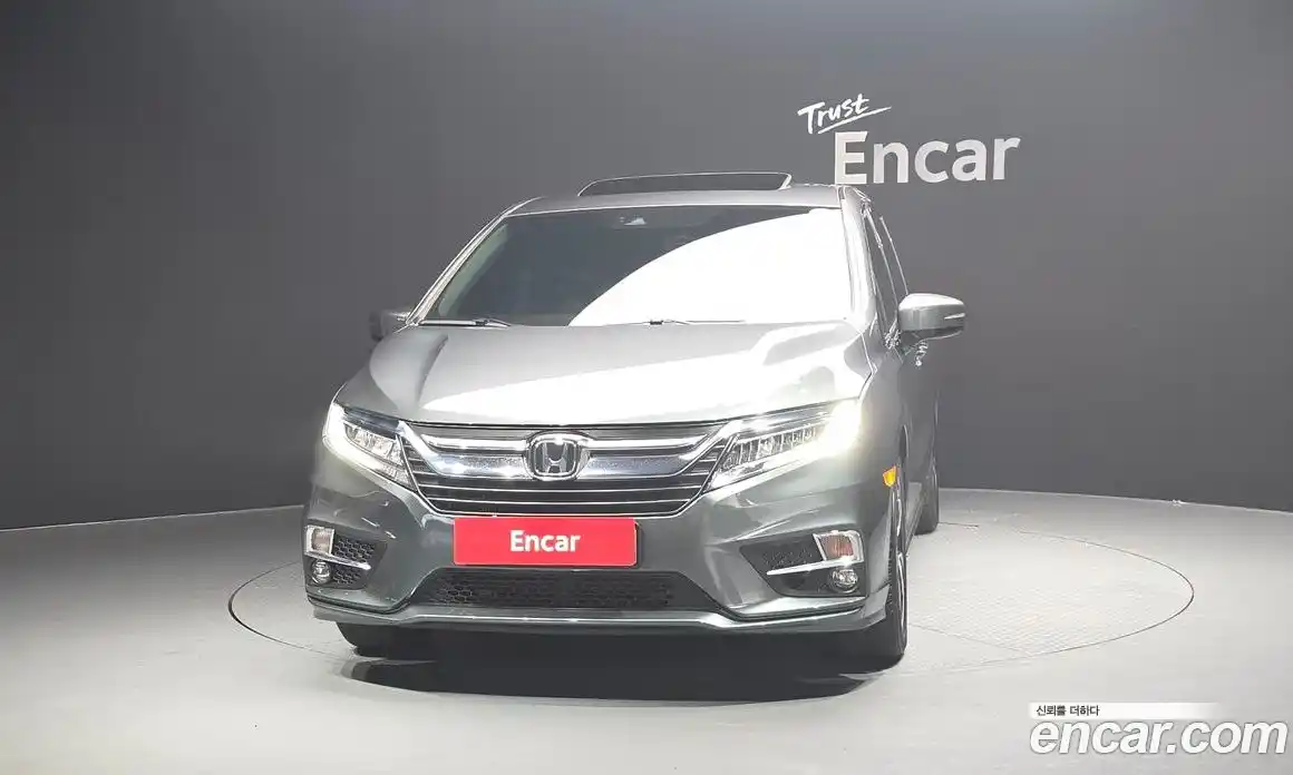 Honda Odyssey 2018 3.5 автомат (гидро), фото 3