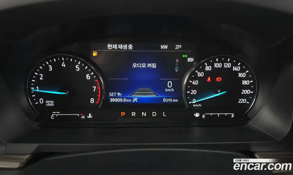 Ford Explorer 2021 2.3 автомат (гидро), фото 11