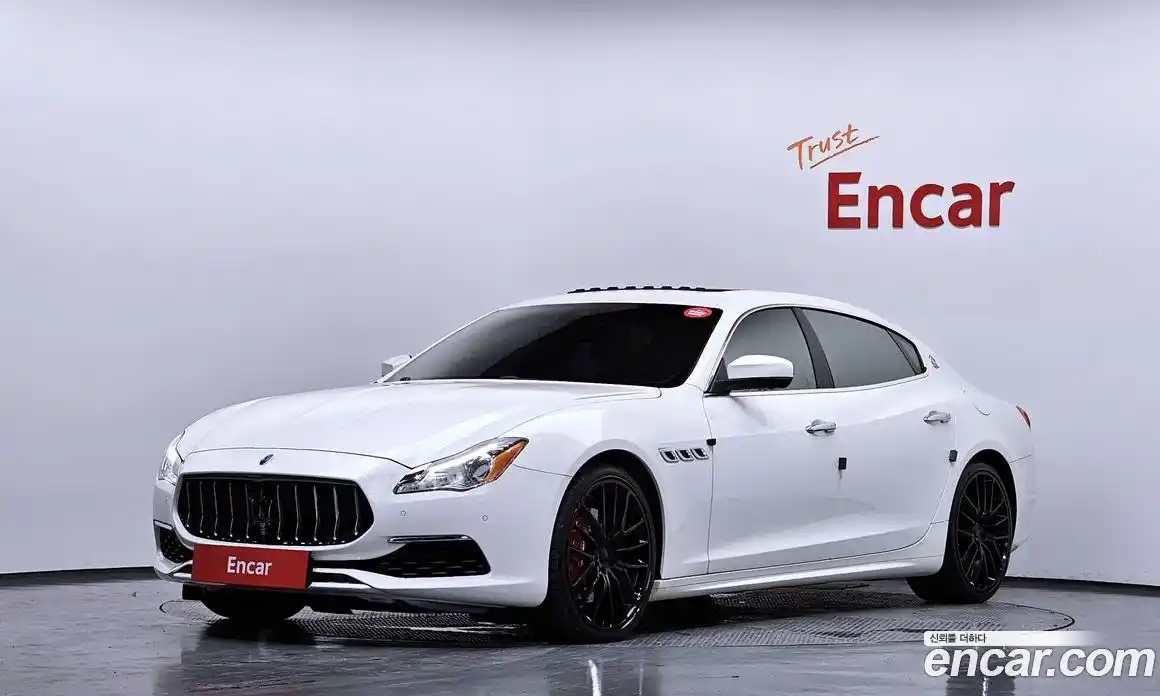 Maserati Quattroporte 2016 3.0 гидро, фото 1