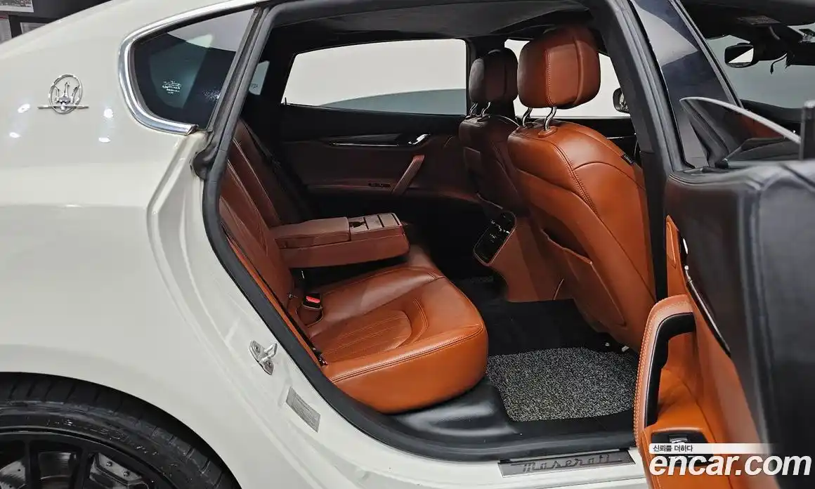 Maserati Quattroporte 2016 3.0 гидро, фото 11
