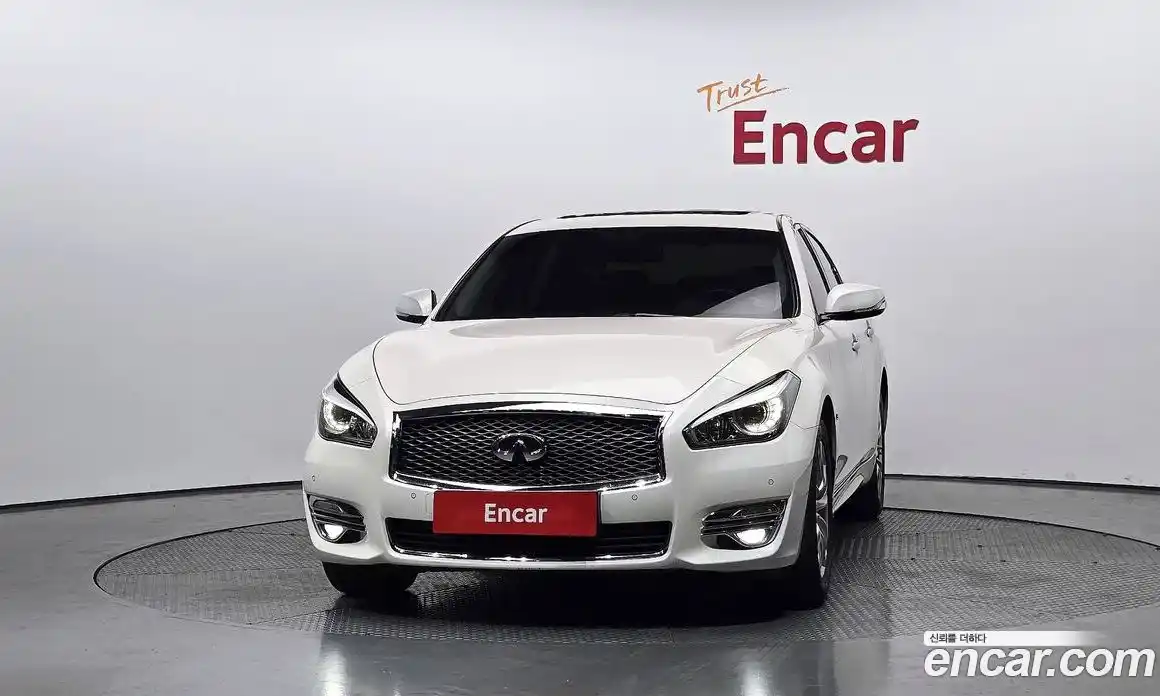 Infiniti Q70 2019 3.7 гидро, фото 3