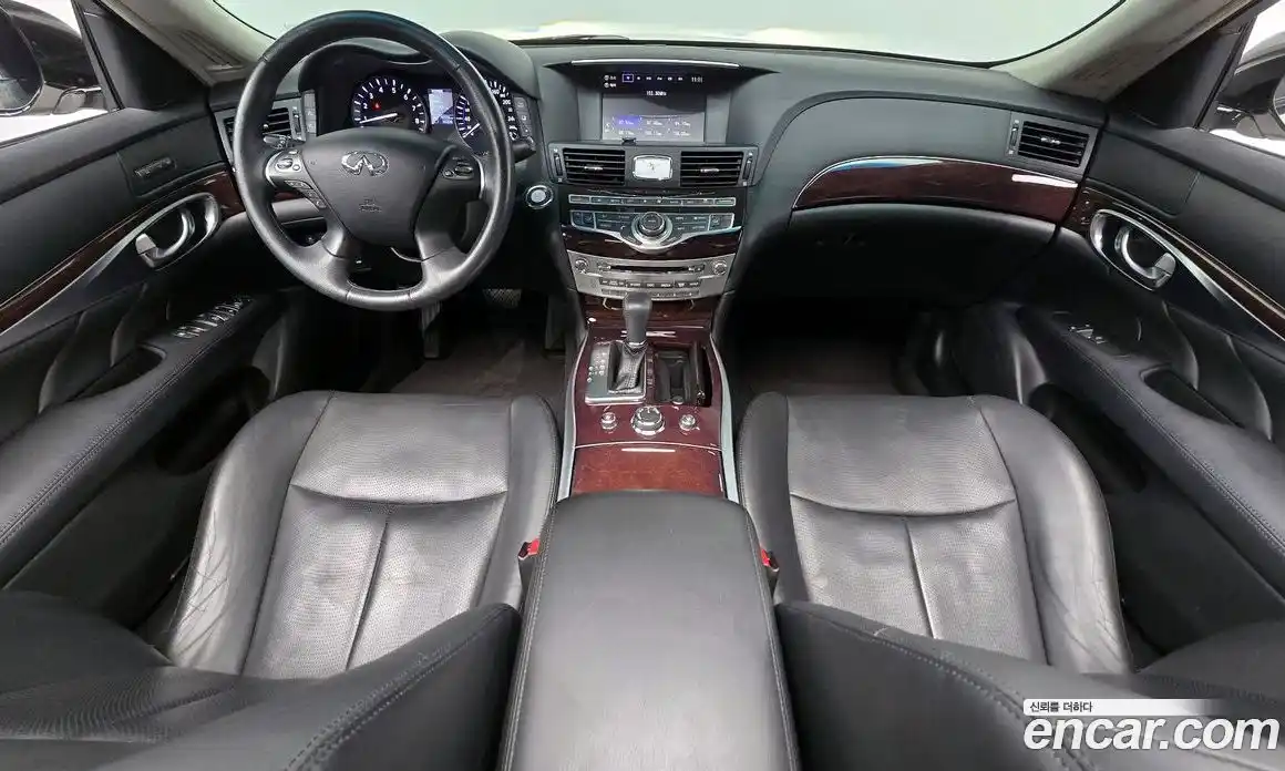 Infiniti Q70 2019 3.7 гидро, фото 7