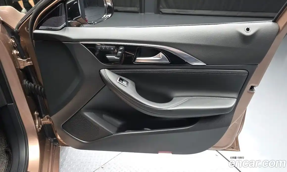 Infiniti Q30 2017 2.0 гидро, фото 14