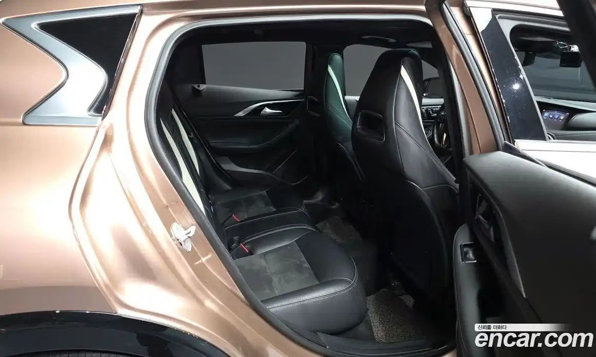 Infiniti Q30 2017 2.0 гидро, фото 18