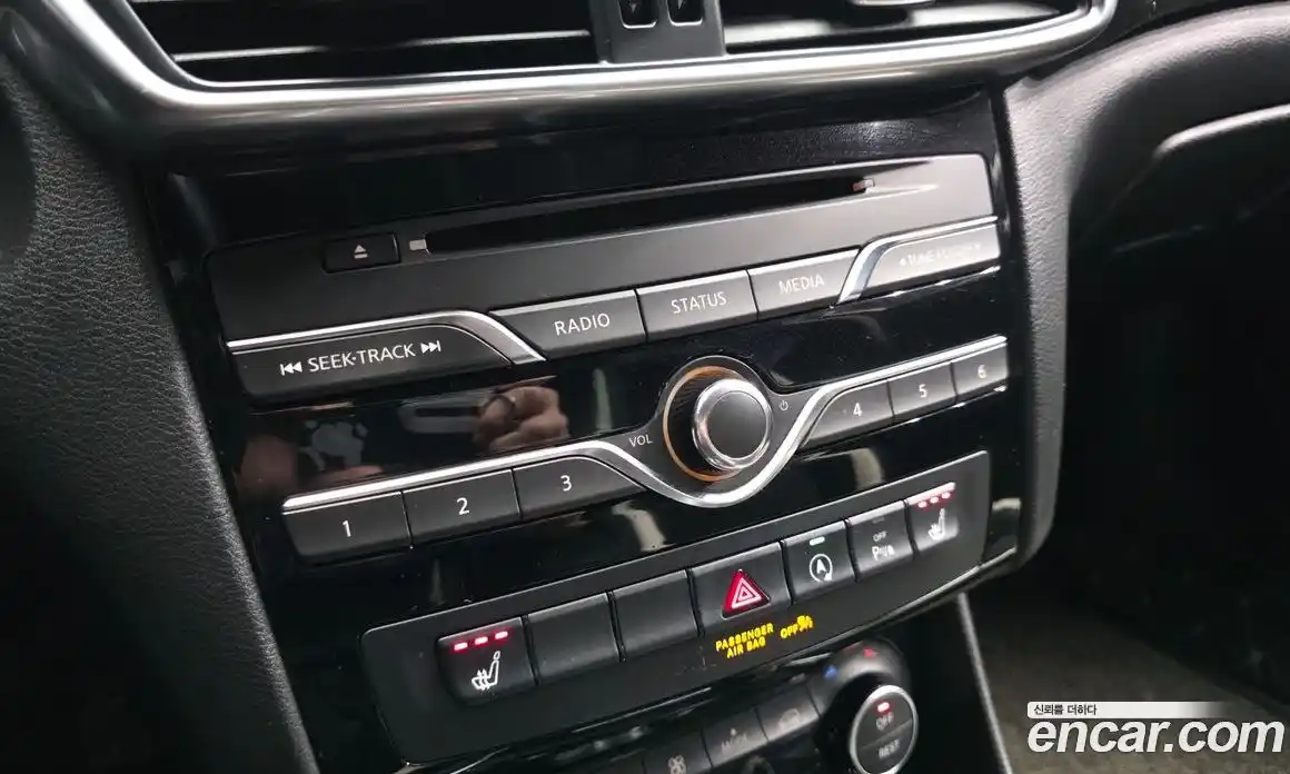 Infiniti Q30 2017 2.0 гидро, фото 22
