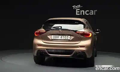 Infiniti Q30 2017 2.0 гидро, миниатюра 4
