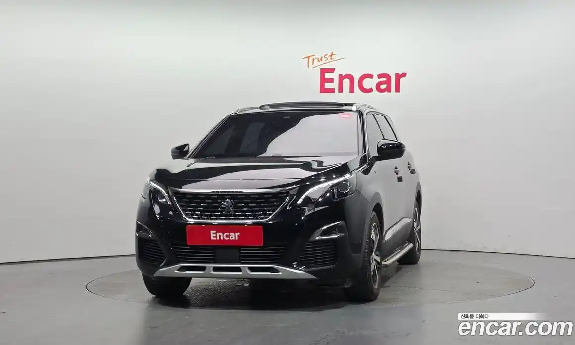 Peugeot 5008 2019 1.5 автомат (гидро), фото 3