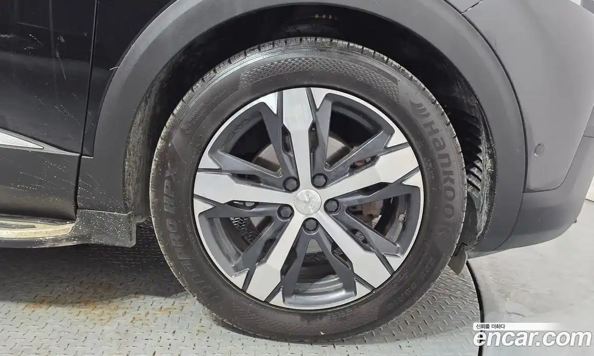 Peugeot 5008 2019 1.5 автомат (гидро), фото 7