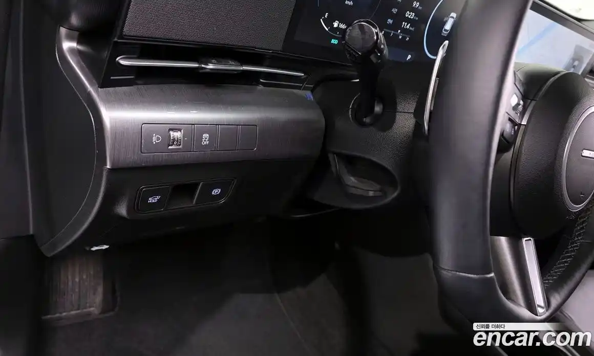 Hyundai Kona 2023 1.6 автомат (гидро), фото 17