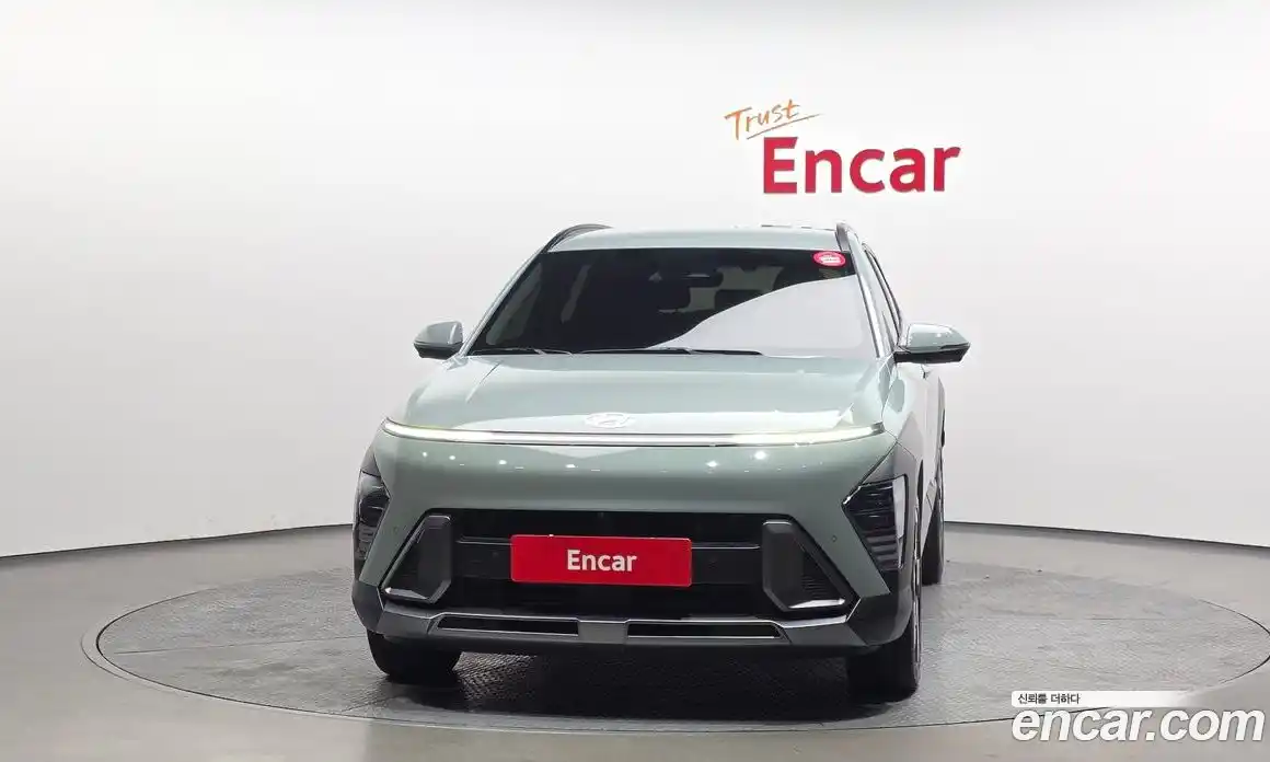 Hyundai Kona 2023 1.6 автомат (гидро), фото 3