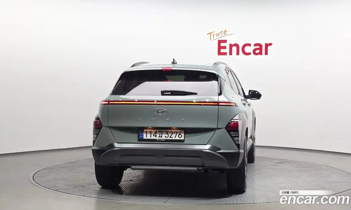 Hyundai Kona 2023 1.6 автомат (гидро), фото 4