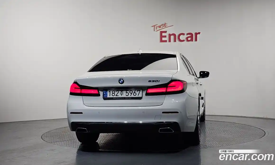 BMW 5 серия 2021 2.0 автомат (гидро), фото 4