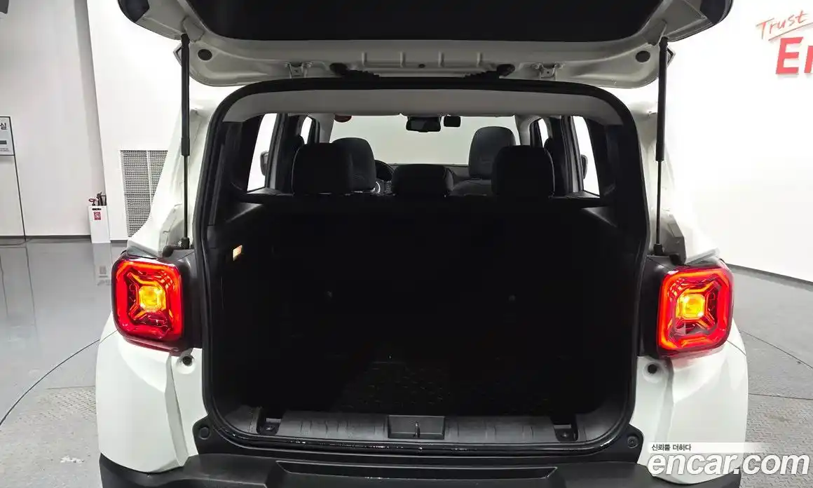 Jeep Renegade 2020 1.6 автомат (гидро), фото 20