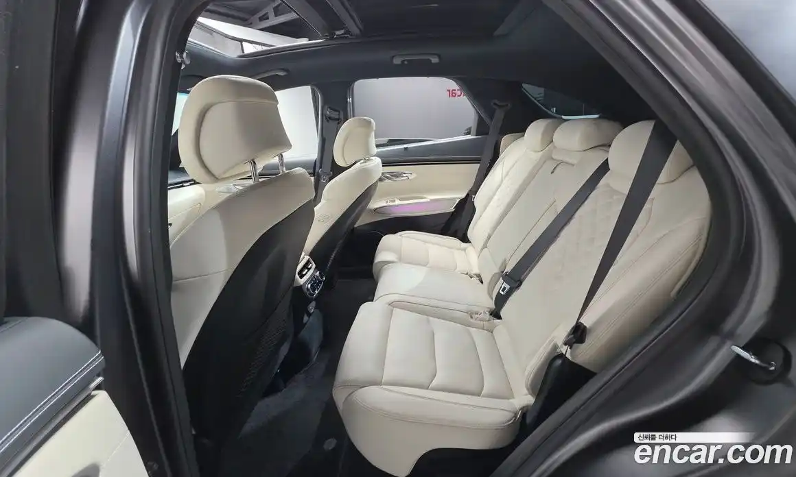 Genesis GV70 2022 автомат (гидро), фото 16