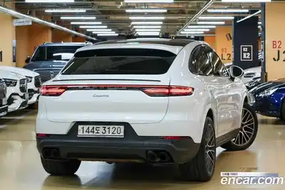 Porsche Cayenne 2020 3.0 автомат (гидро), миниатюра 2