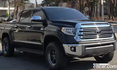Toyota Tundra 2021 5.7 гидро, миниатюра 3