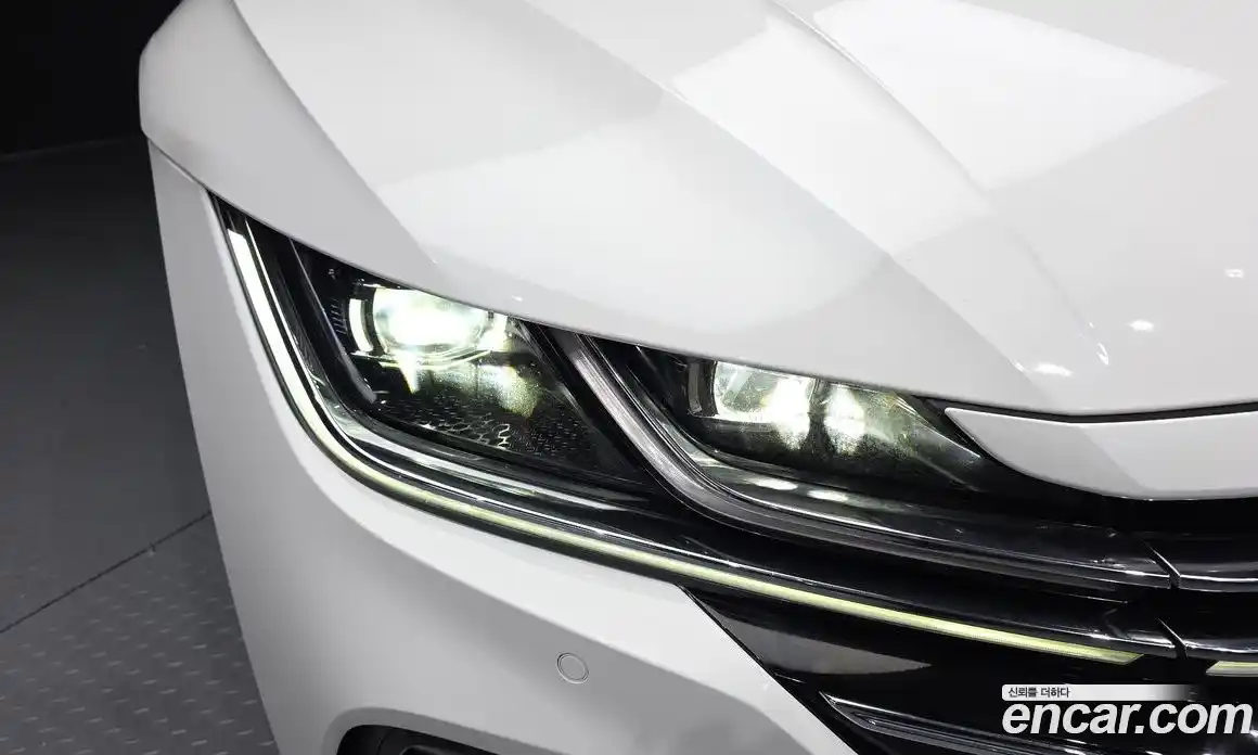 Volkswagen Arteon 2022 2.0 автомат (гидро), фото 8