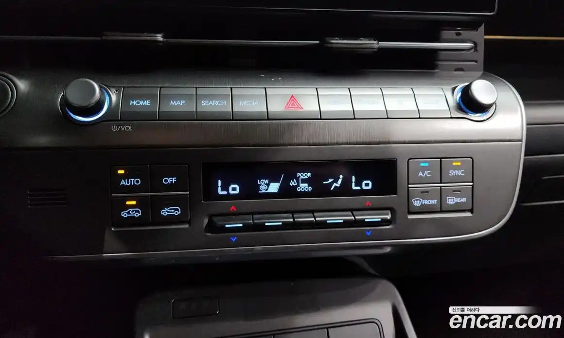 Hyundai Kona 2023 1.6 автомат (гидро), фото 28
