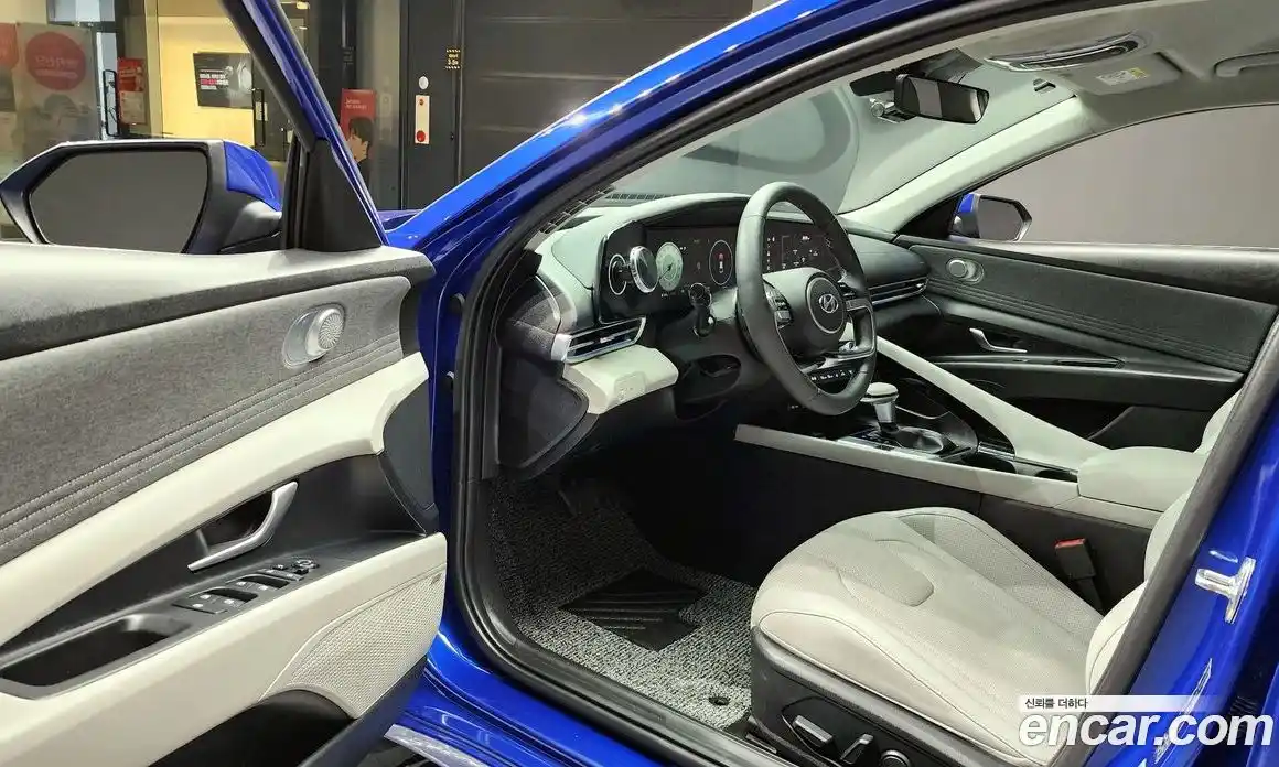 Hyundai Avante 2020 1.6 автомат (гидро), фото 10