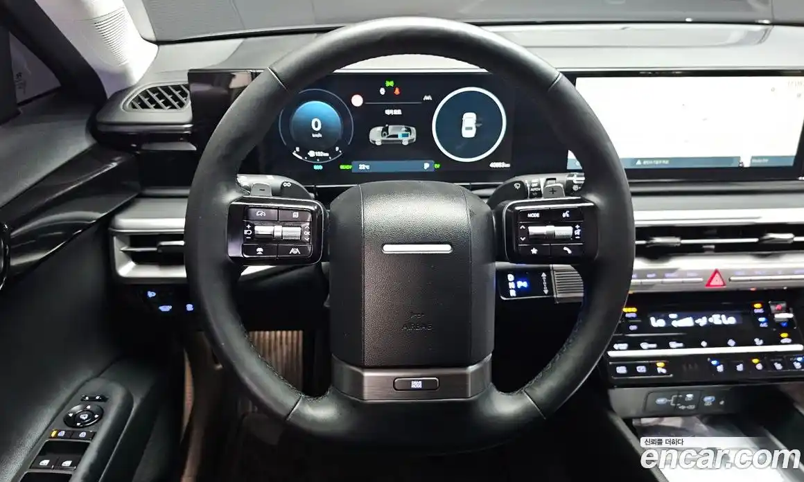 Hyundai Grandeur 2023 1.6 автомат (гидро), фото 12