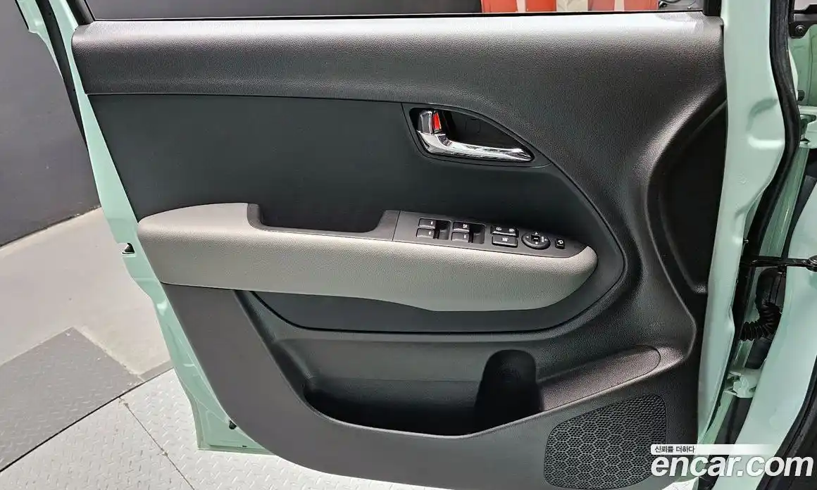 Kia Ray 2019 1.0 автомат (гидро), фото 14