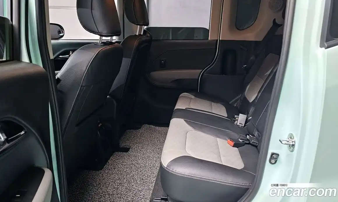 Kia Ray 2019 1.0 автомат (гидро), фото 18