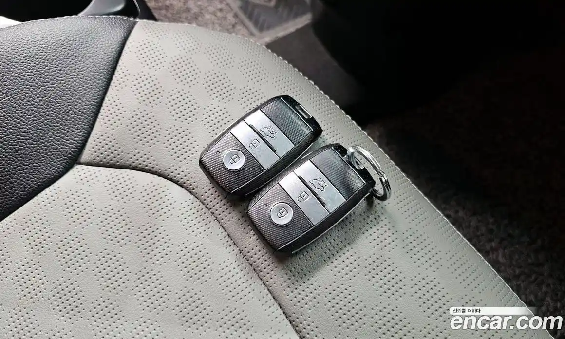 Kia Ray 2019 1.0 автомат (гидро), фото 29