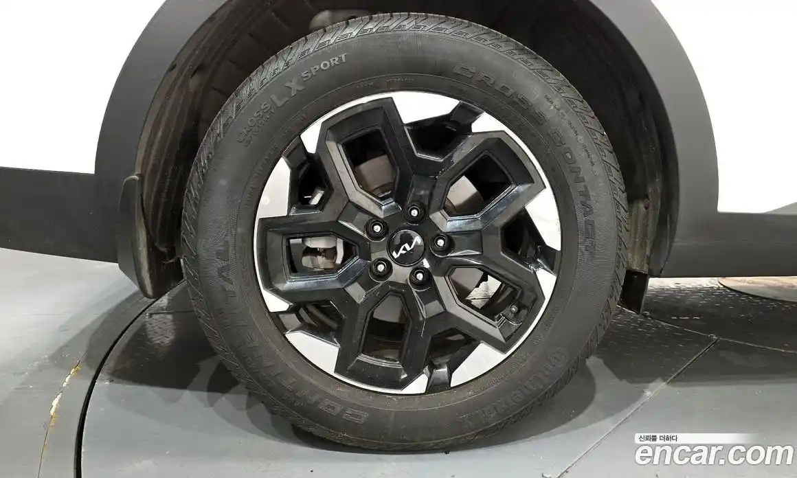 Kia Sorento 2023 2.5 автомат (гидро), фото 5