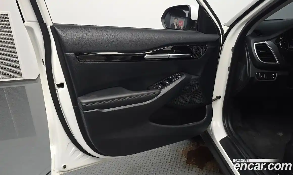 Kia Seltos 2021 1.6 автомат (гидро), фото 13