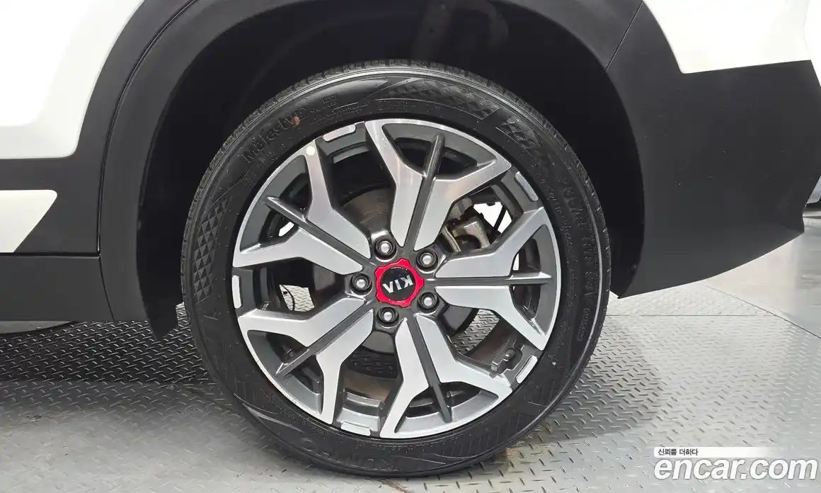 Kia Seltos 2021 1.6 автомат (гидро), фото 6
