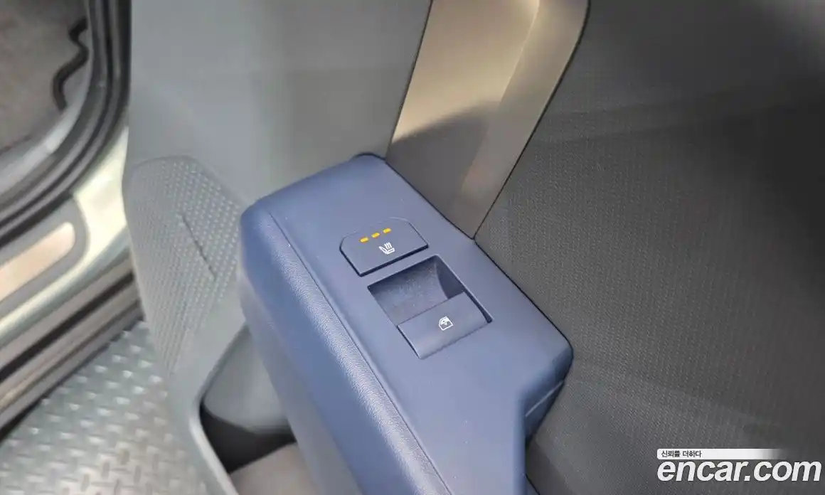 Kia EV3 2024 0.2 автомат (гидро), фото 19